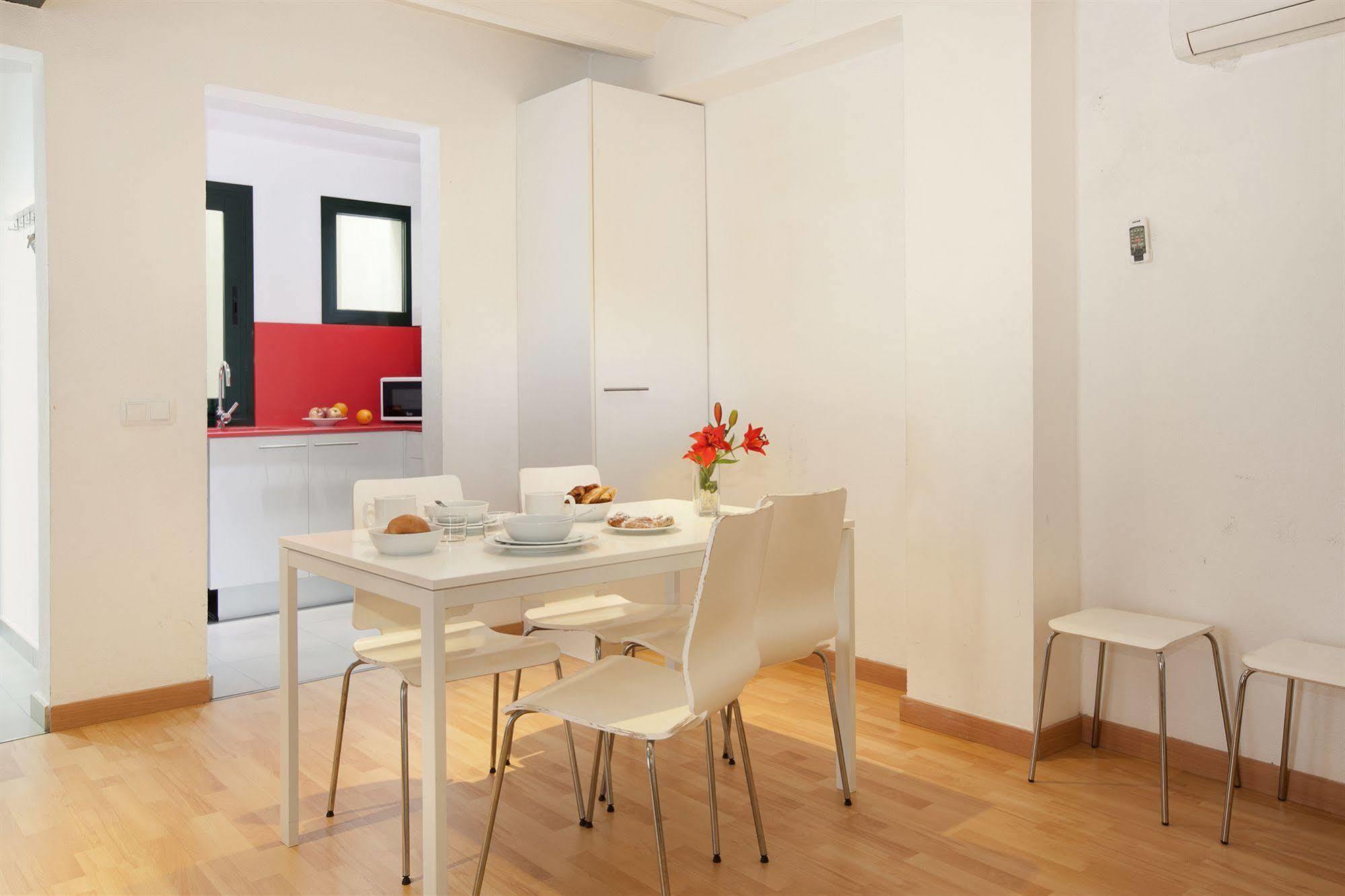 Castro Exclusive Residences Gracia Barcelona Exterior photo